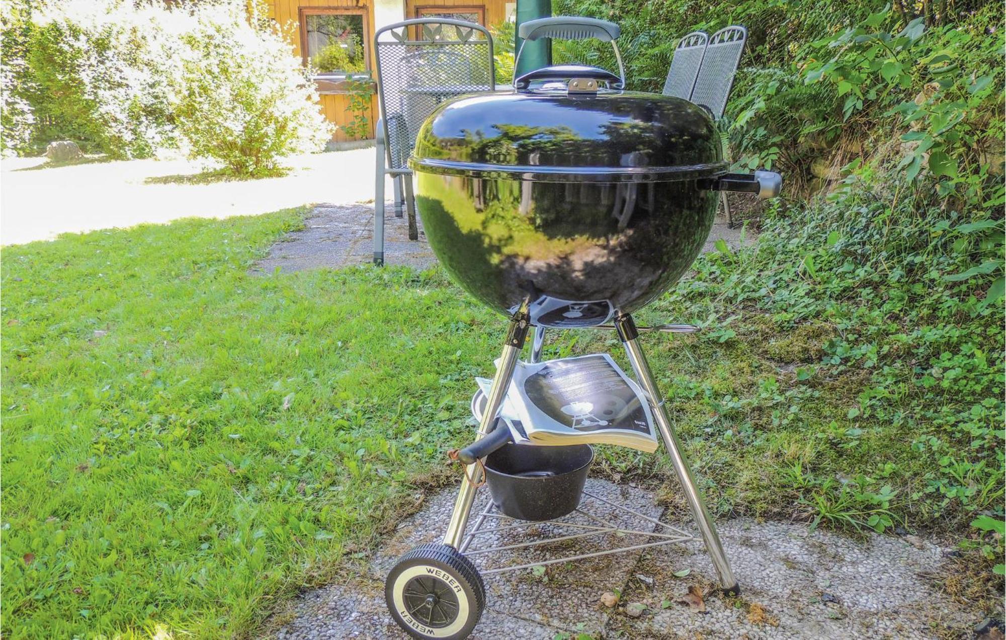 Ferienwohnung Mit Seeblick Aldrans Exterior foto